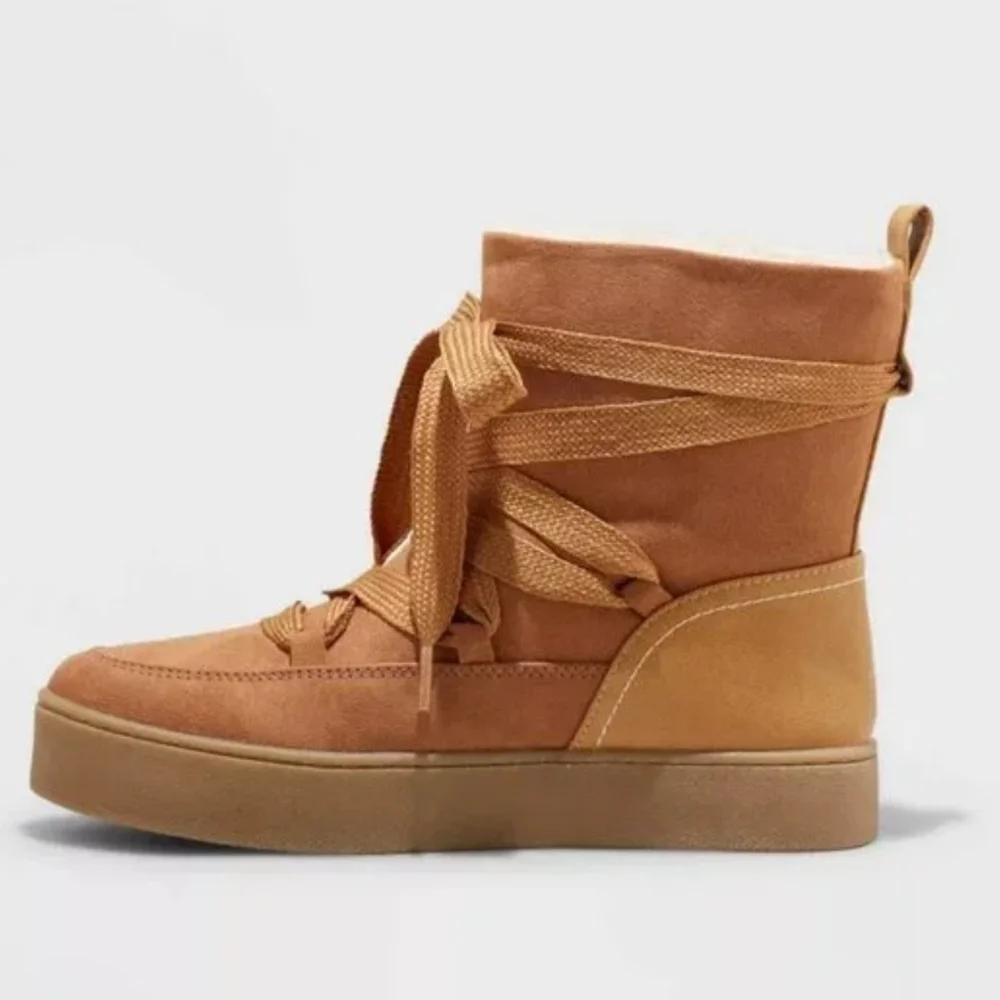 Universal Thread Cognac Winter Boots Size 8.5 New